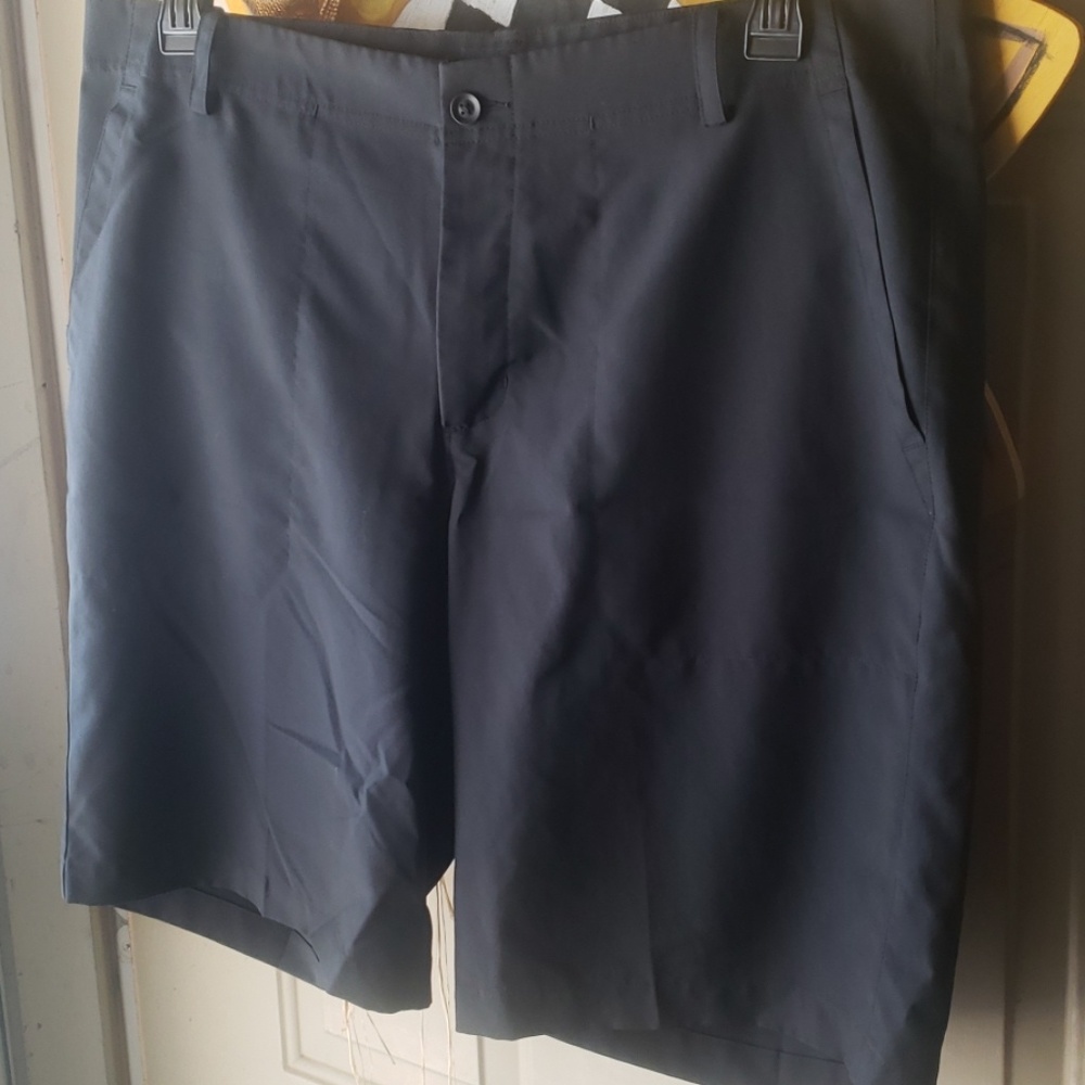 Black Nike golf shorts